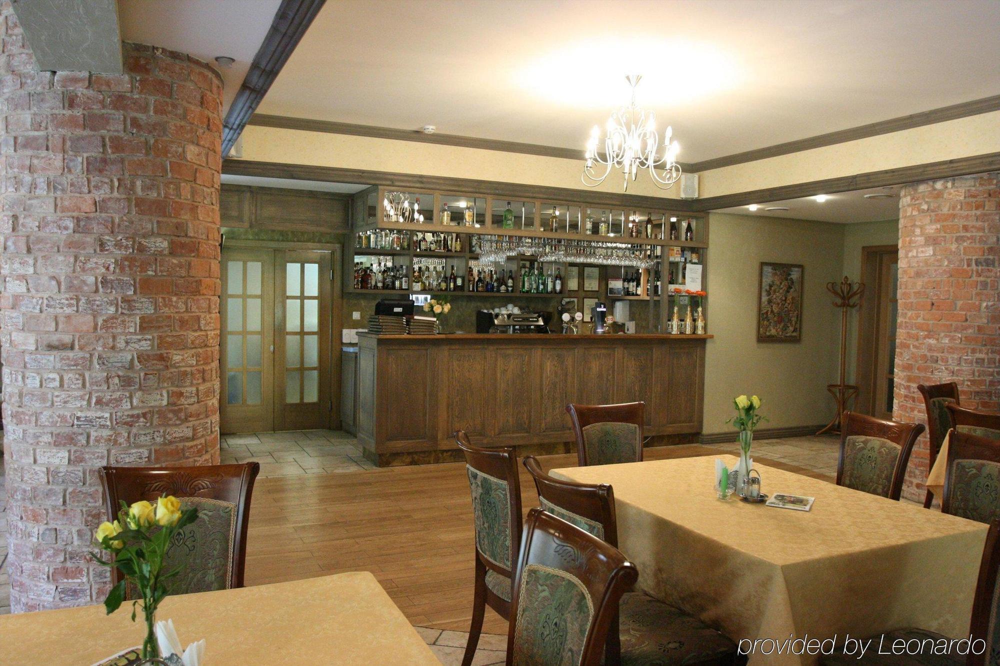 Hotel Sonata Birštonas Ресторант снимка